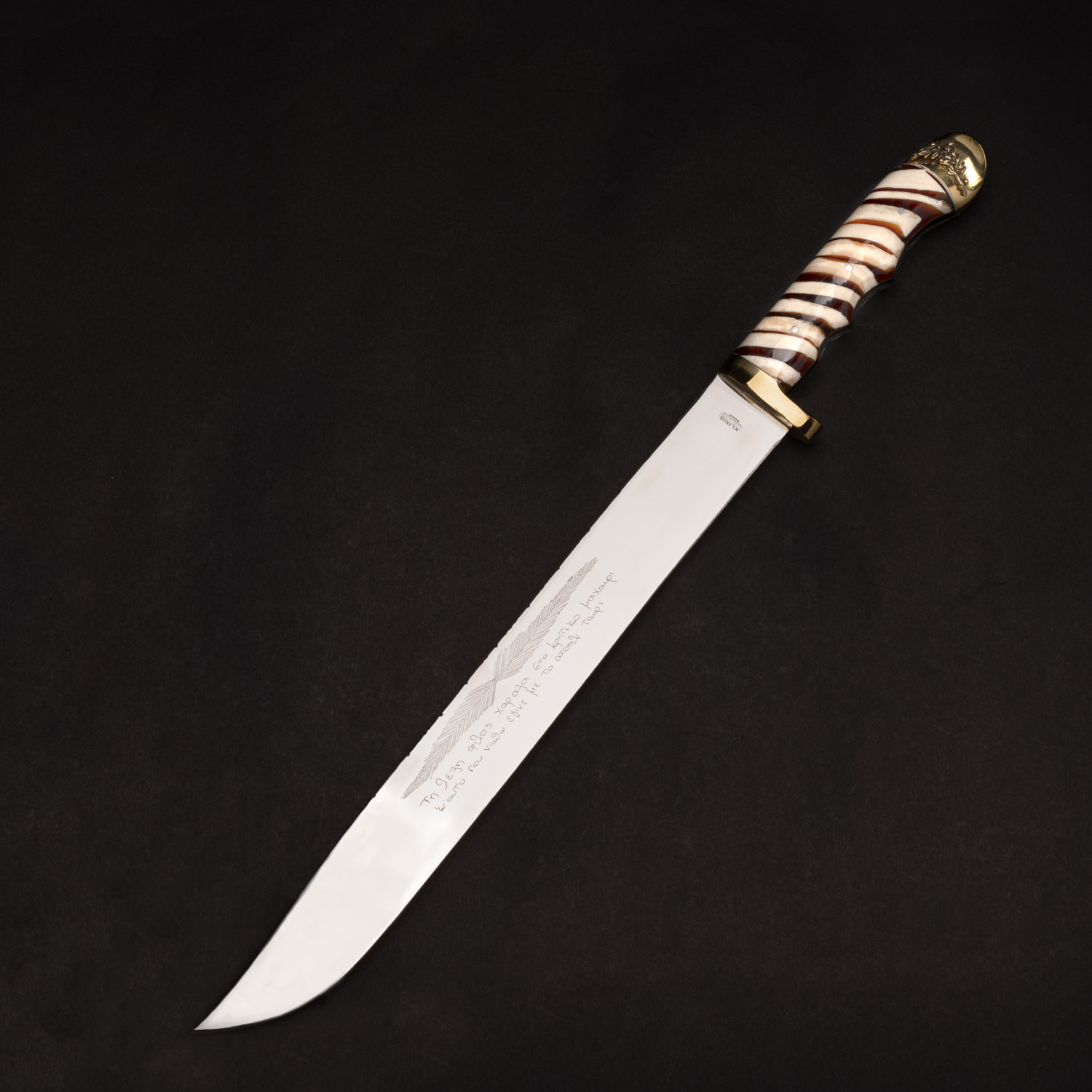 μεγάλη βασίλισσα τεχνοτροπία κόκκαλο